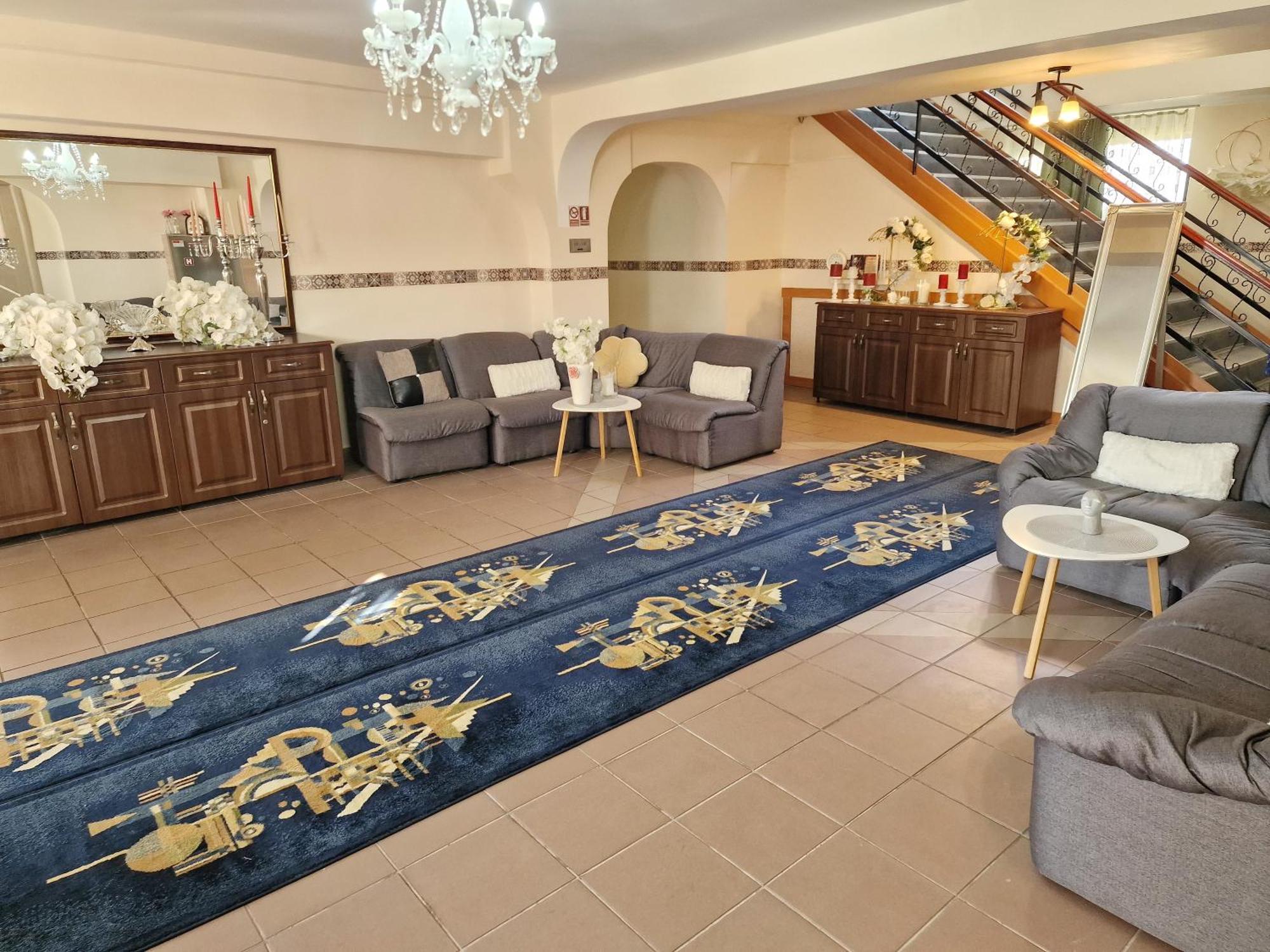 BON TON Residence Drobeta Turnu Severin Extérieur photo